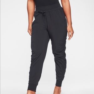 NWT Athleta TALL Attitude Lined Pant black 4
